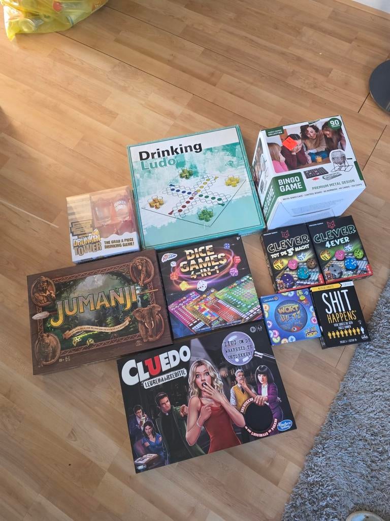 Diverse bordspellen: Jumanji, Cluedo, Bingo en meer!, Hobby en Vrije tijd, Gezelschapsspellen | Bordspellen, Vijf spelers of meer