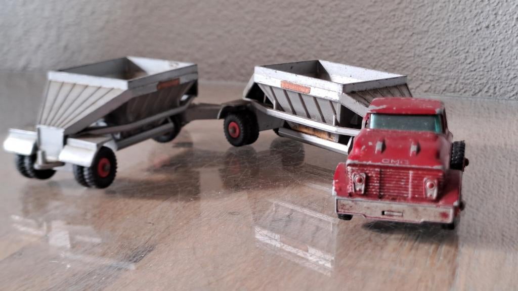 GMC Major pack fruehauf hopper train no K4 +M4,  1964, Ophalen of Verzenden, Gebruikt, Bus of Vrachtwagen