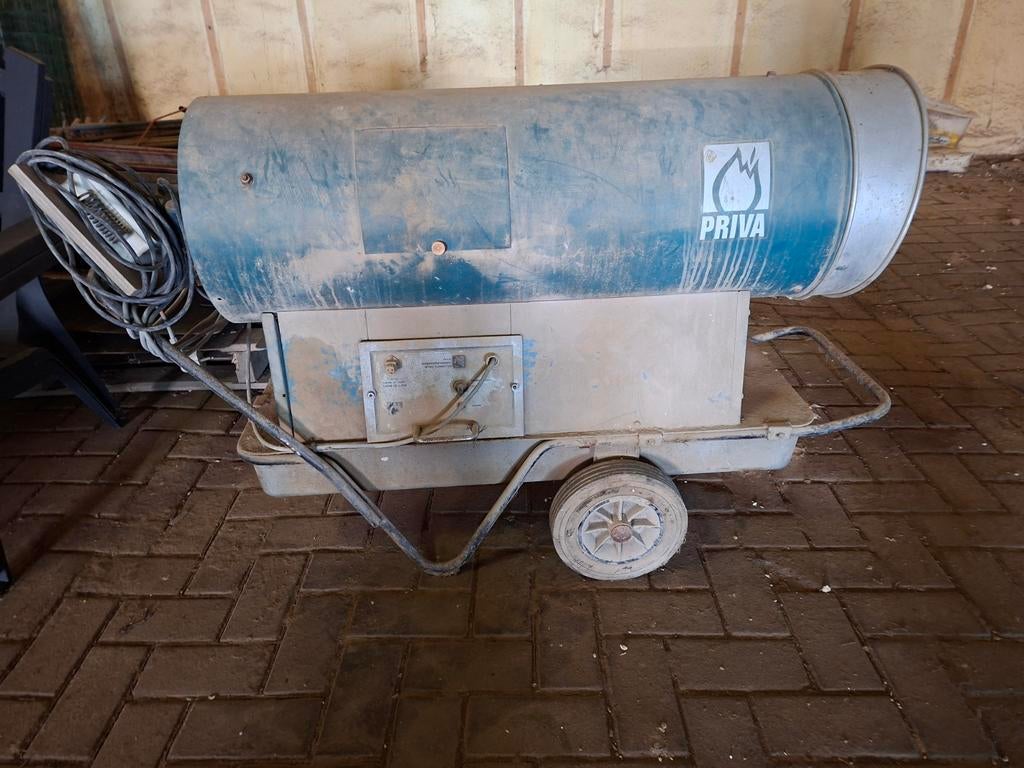 Heater voor in de schuur, Ophalen, Gebruikt, Hout, Houtkachel