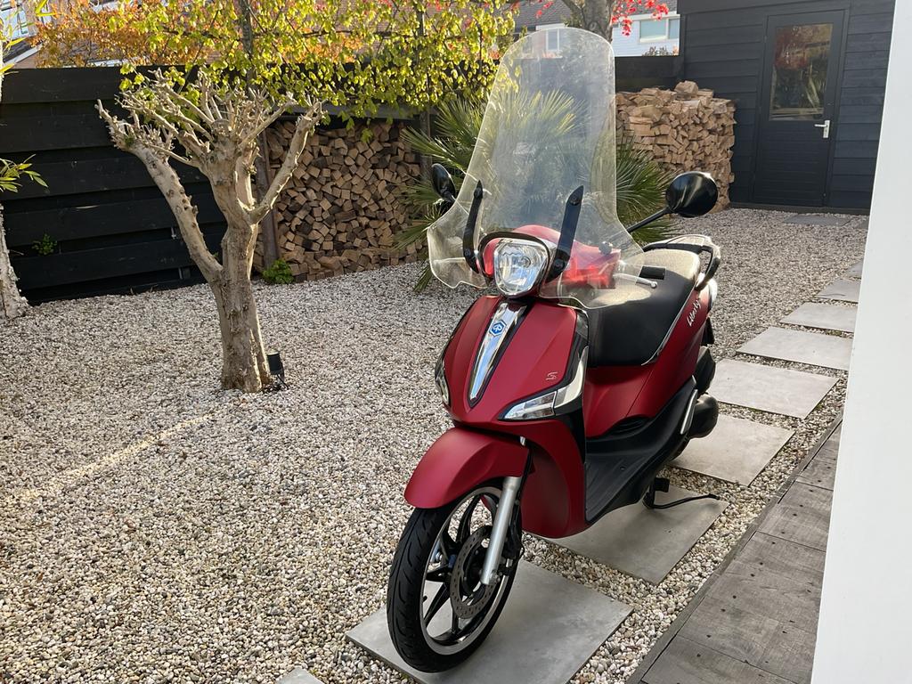 Piaggio Liberty S (2019) 45 km geel kenteken lage kmstand, Ophalen, Zo goed als nieuw, Benzine, Piaggio