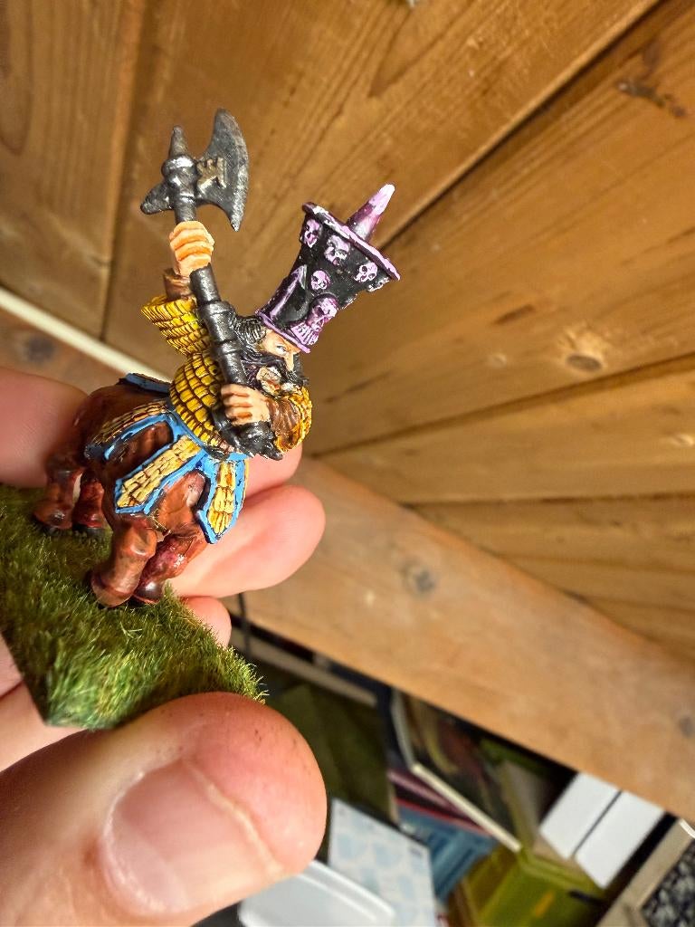 Warhammer chaos dwarves bull centaur, Ophalen of Verzenden, Zo goed als nieuw, Warhammer, Figuurtje(s)