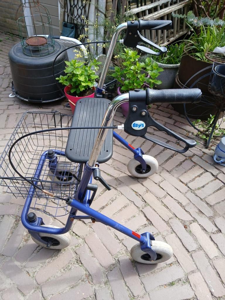 Rollator, Diversen, Ophalen