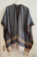 Poncho universele maat, Kleding | Dames, Truien en Vesten, Vince Camuto, Ophalen of Verzenden, Nieuw, Grijs