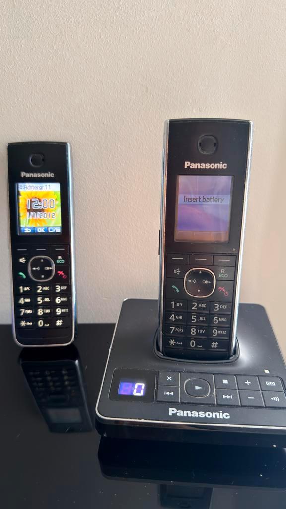 Panasonic KX-TG8561NL DECT 2 Handsets + Antwoordapparaat, Telecommunicatie, Vaste telefoons | Handsets en Draadloos, Zo goed als nieuw