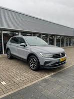 Mooie volle Volkswagen Tiguan 1.5 TSI 150pk DSG 2021 Grijs, Auto's, Volkswagen, 1441 kg, Euro 6, 4 cilinders, Alcantara