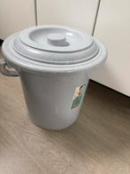 Grijze emmer met deksel luieremmer, Ophalen, Nieuw, Kunststof, Met deksel