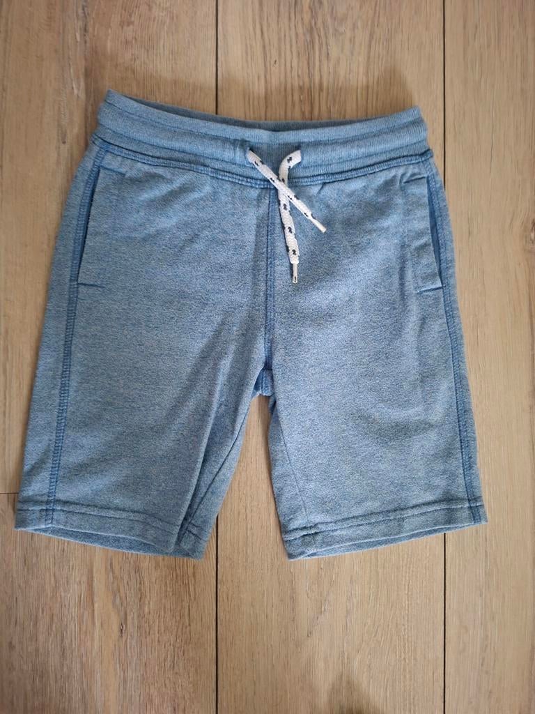 Licht blauw korte broekje (zachte stof) - maat 104, Kinderen en Baby's, Kinderkleding | Maat 104, C&A, Zo goed als nieuw, Jongen