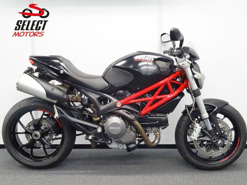 Subliem mooie DUCATI Monster 796 ABS (bj 2010), Motoren, DUCATI, 2 cilinders, Motorrijbewijs A, Onbekend
