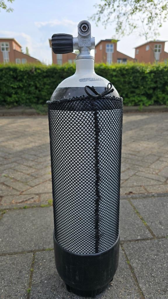 Duikfles 10L staal M25x2 keuring t/m 5 mei 2027, Ophalen, Zo goed als nieuw, Duikfles