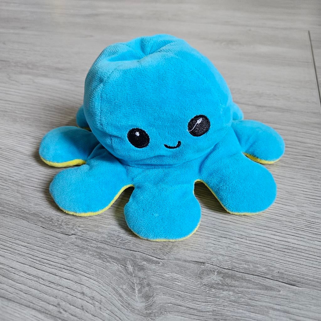 Opruiming: Omkeerbare octopus knuffel blauw/geel, Ophalen of Verzenden, Zo goed als nieuw, Overige typen