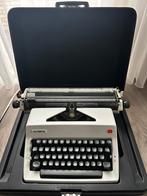 Mooie Olympia International Typemachine in Koffer - Getest!, Diversen, Typemachines, Ophalen, Zo goed als nieuw