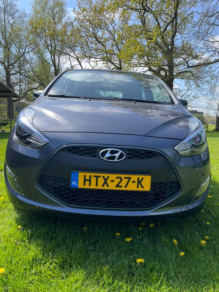 Hyundai iX20 1.6i Blue 124pk 2016 in nw staat, Auto's, 15 km/l, 1591 cc, 4 cilinders, 1197 kg
