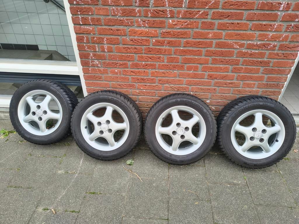 MX5 NB NBFL winterbanden Nokian op velg met veel profiel, Ophalen, Gebruikt, 15 inch, Banden en Velgen
