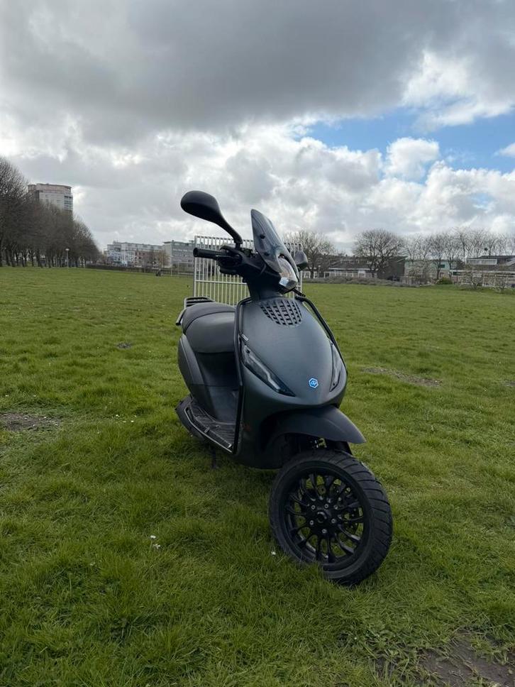 Zip 150cc 4t full malossi, Fietsen en Brommers, Scooters | Piaggio, Zo goed als nieuw, Zip, Benzine, Ophalen