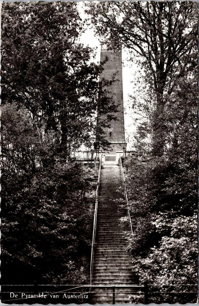 De Pyramide van Austerlitz - 8 ansichtkaarten vanaf jaren 30, Verzenden, 1920 tot 1940, Gelopen, Utrecht
