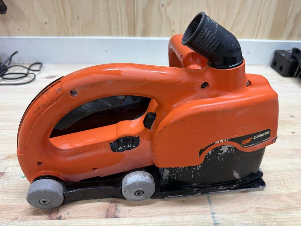 Spit D88E sleuvenzaag, Ophalen, Gebruikt