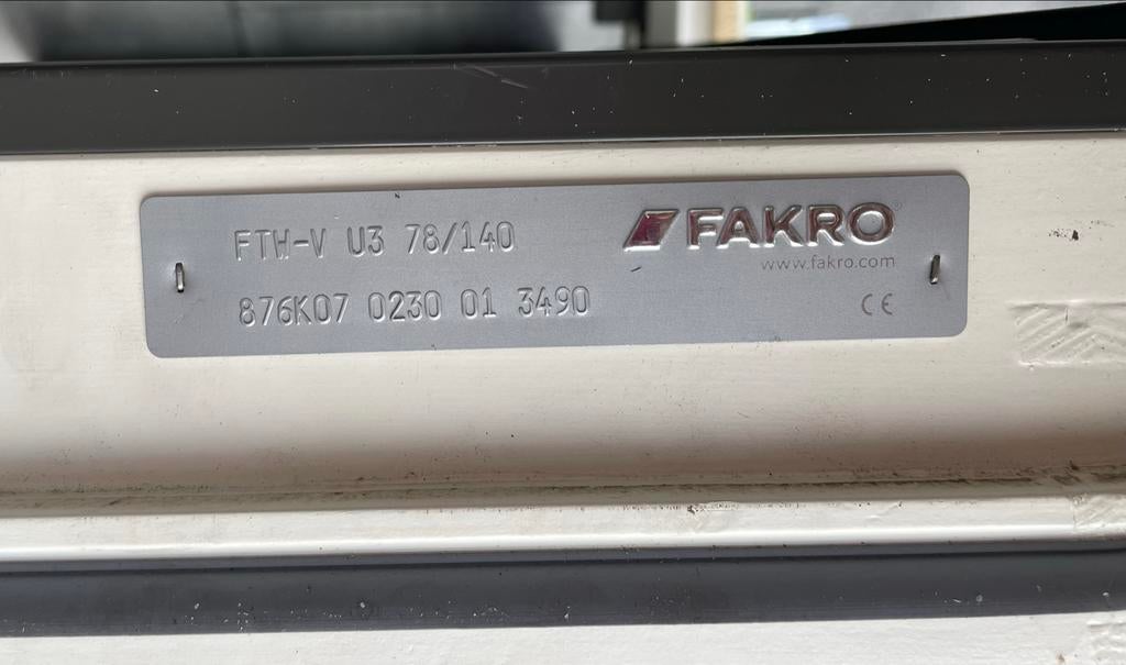 Fakro dakraam FTW-V U3 78/140, Ophalen, Gebruikt, Minder dan 80 cm, 120 tot 160 cm