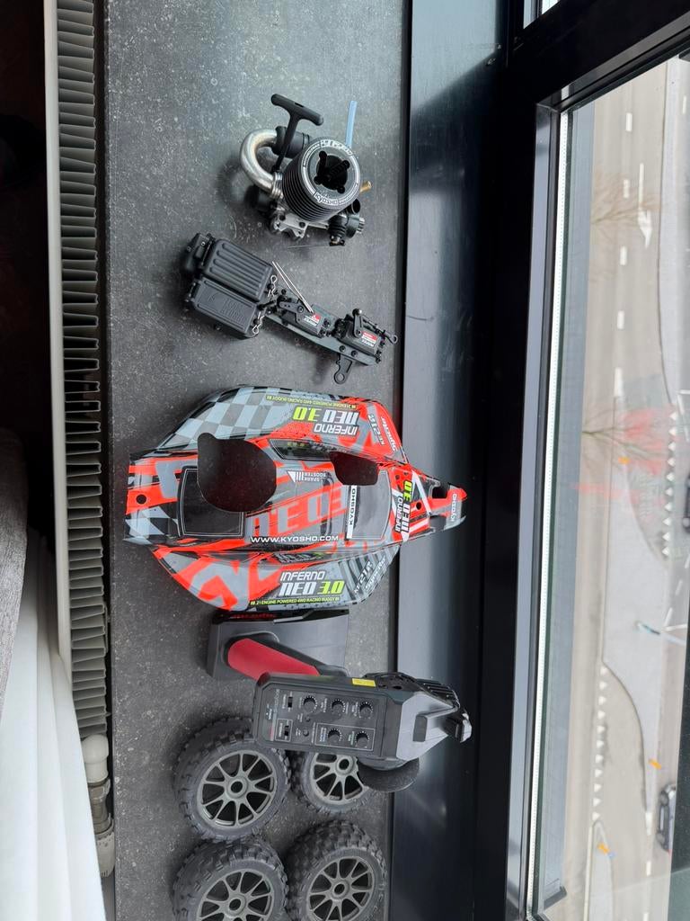 Kyosho neo 3 onderdelen, Auto diversen, Autospeakers, Ophalen of Verzenden, Zo goed als nieuw