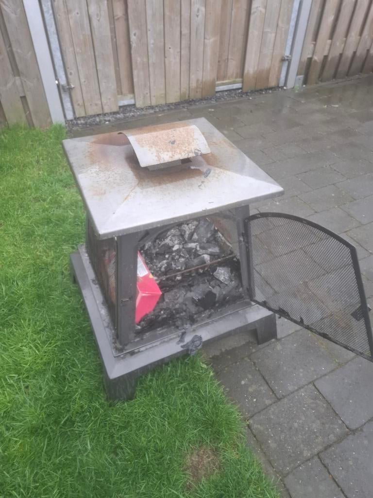 Buiten kachel zeer zwaar, Ophalen of Verzenden