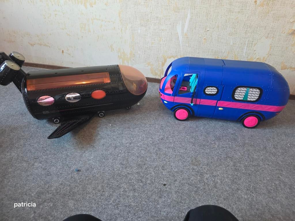 L.o.L surprise vliegtuig en camper, Kinderen en Baby's, Speelgoed | Poppen, Ophalen of Verzenden, Gebruikt, Overige typen