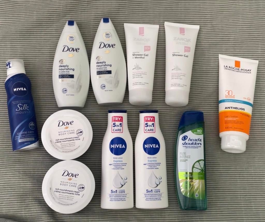 Partij verzorgingsproducten: Douche, Crème, Zonnebrand, Ophalen of Verzenden, Nieuw, Overige typen