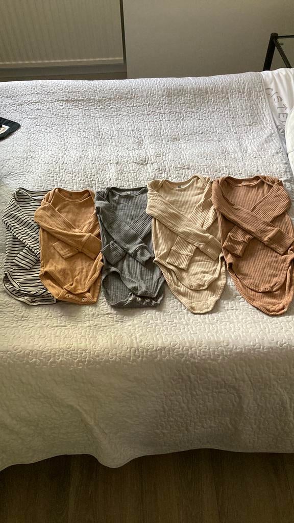 Hema rompertjes, Ophalen of Verzenden, Zo goed als nieuw, Jongetje of Meisje, Nacht- of Onderkleding