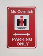 MC Cormick parking only tractor reclamebord van metaal deco, Ophalen of Verzenden, Nieuw, Auto's