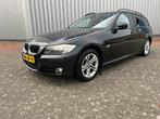 BMW 318i/2.0  Touring 105KW 2009 Business line, Auto's, Zwart, Zwart, Origineel Nederlands, Handgeschakeld