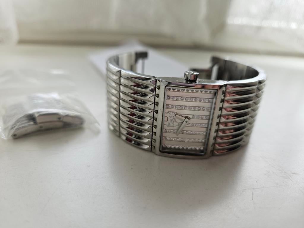 D&G Dolce & Gabbana Dameshorloge met Strass, Sieraden, Tassen en Uiterlijk, Horloges | Dames, Staal, Staal, Polshorloge, Ophalen of Verzenden