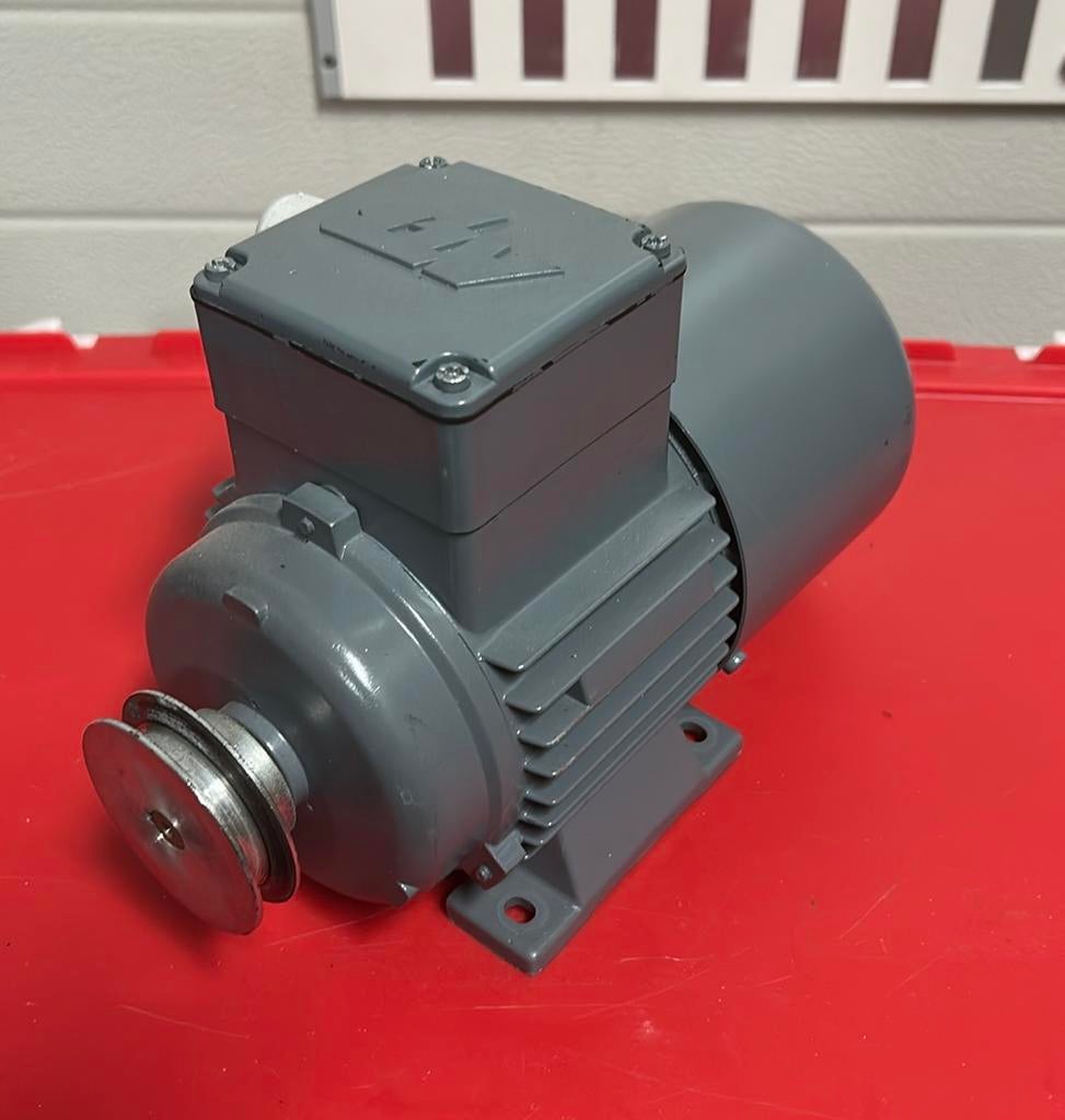 ATB electromotor 220 volt 0,18 kw, Doe-het-zelf en Verbouw, Motoren, Ophalen of Verzenden, Zo goed als nieuw, Elektromotor