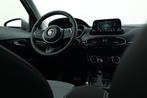 Fiat Tipo Stationwagon Cross 1.5 Hybrid Garmin | Camera | St, Auto's, Gebruikt, 4 cilinders, Met garantie (alle), 19 km/l