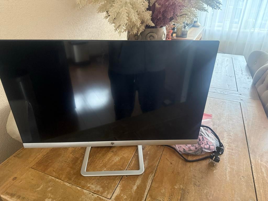 HP 27 inch monitor type ES - Goed werkend, Ophalen, Zo goed als nieuw
