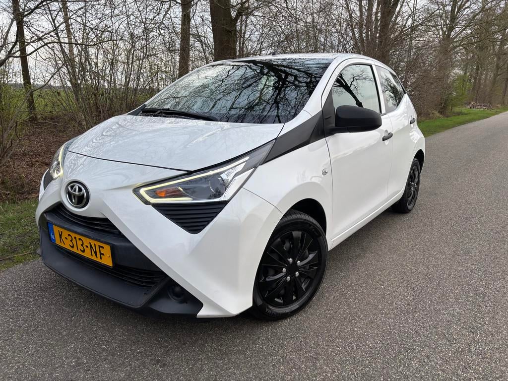 Toyota Aygo 1.0VVT-i x-fun 5-Drs *Airco* 53DKM (bj 2021), Auto's, Toyota, Bedrijf, Te koop, Aygo, ABS, Airbags, Airconditioning