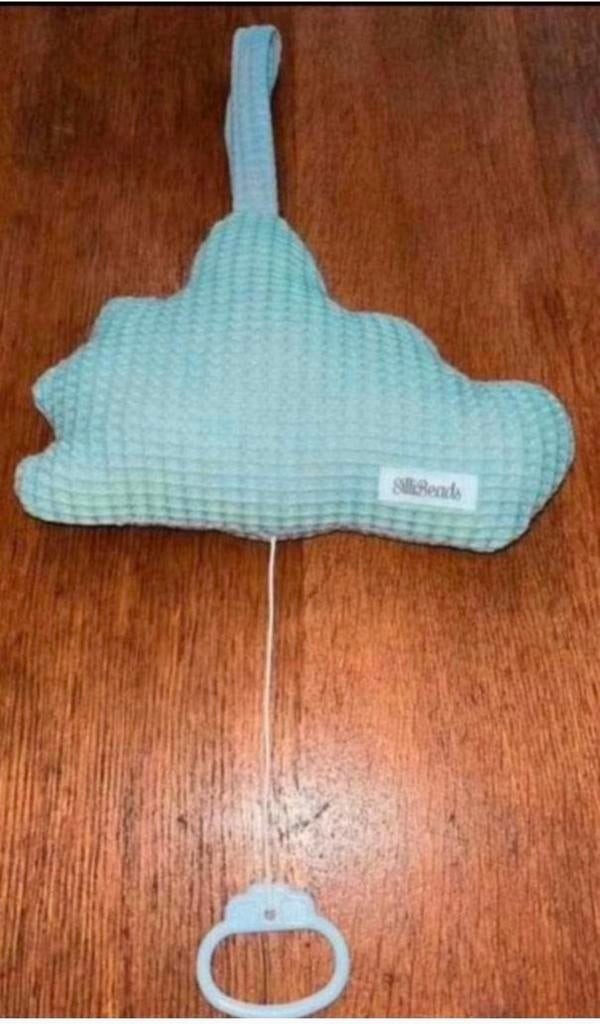 Muziekmobiel ‘wolkje’ unisex kraamcadeau, Kinderen en Baby's, Kinderkamer | Inrichting en Decoratie, Nieuw, Wanddecoratie, Ophalen of Verzenden