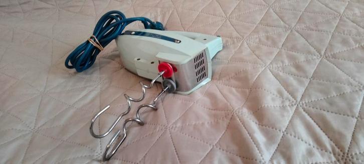 Handmixer retro, Witgoed en Apparatuur, Keukenmixers, Gebruikt, Minder dan 1 liter, 3 snelheden of meer, Ophalen of Verzenden