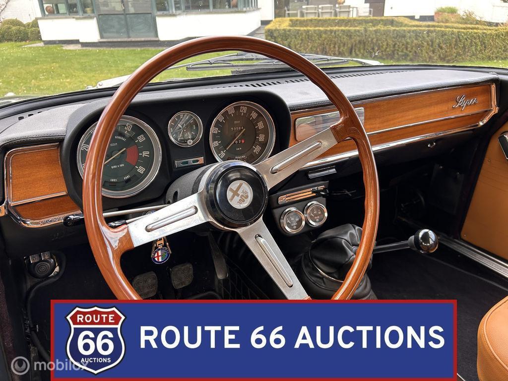Alfa Romeo Giulia Super 1600 | 1972 | Route 66 Auctions, Auto's, Oldtimers, Overige carrosserieën, Zwart, Bedrijf, Handgeschakeld