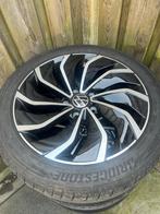 Volkswagen Golf 8 caddy Velgen Ventura 225 45 17 5x112, Gebruikt, Total car expert, Banden en Velgen, Ophalen of Verzenden