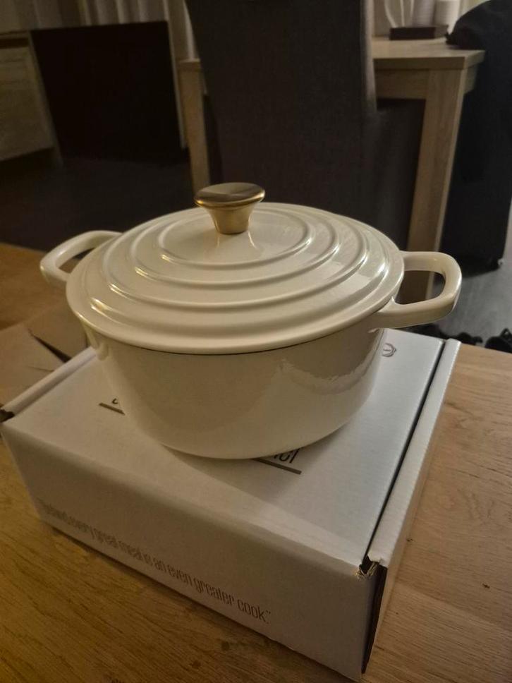 Prezend Dutch Oven Pan - Gietijzeren Braadpan Crème, Huis en Inrichting, Keuken | Potten en Pannen, Nieuw, Koekenpan of Braadpan
