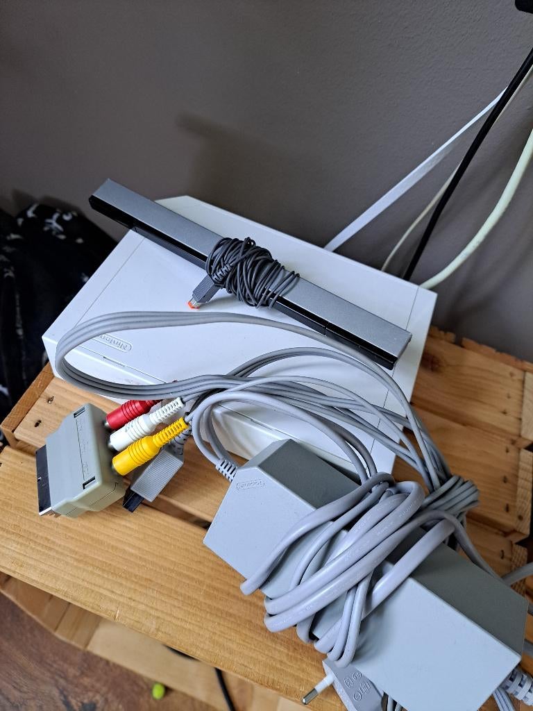 Nintendo Wii, Spelcomputers en Games, Spelcomputers | Nintendo Wii, Ophalen, Gebruikt, Met 3 controllers of meer, Met stuurtje