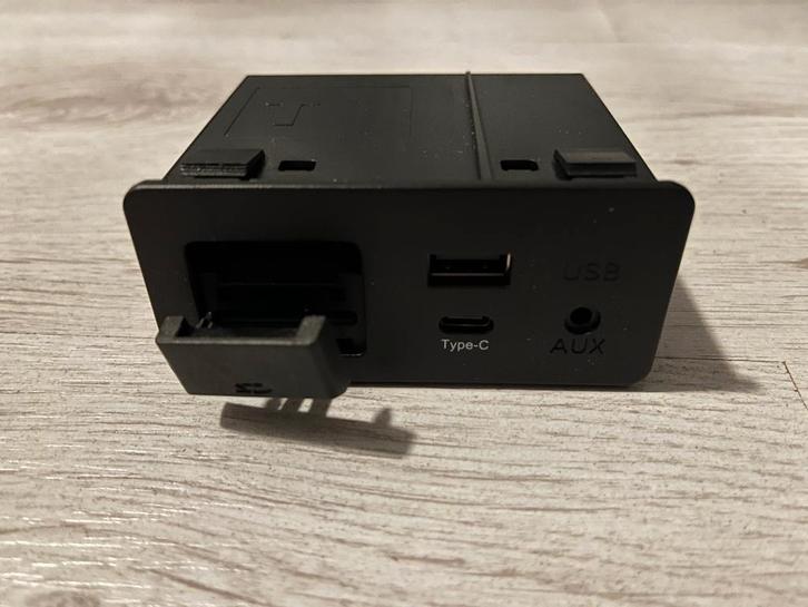 Wireless CarPlay & Wired Android Auto | Mazda 2 2014-2020, Auto diversen, Autoradio's, Zo goed als nieuw, Ophalen of Verzenden