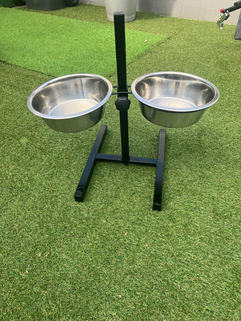 Voerbak met standaard, Dieren en Toebehoren, Ophalen, Gebruikt