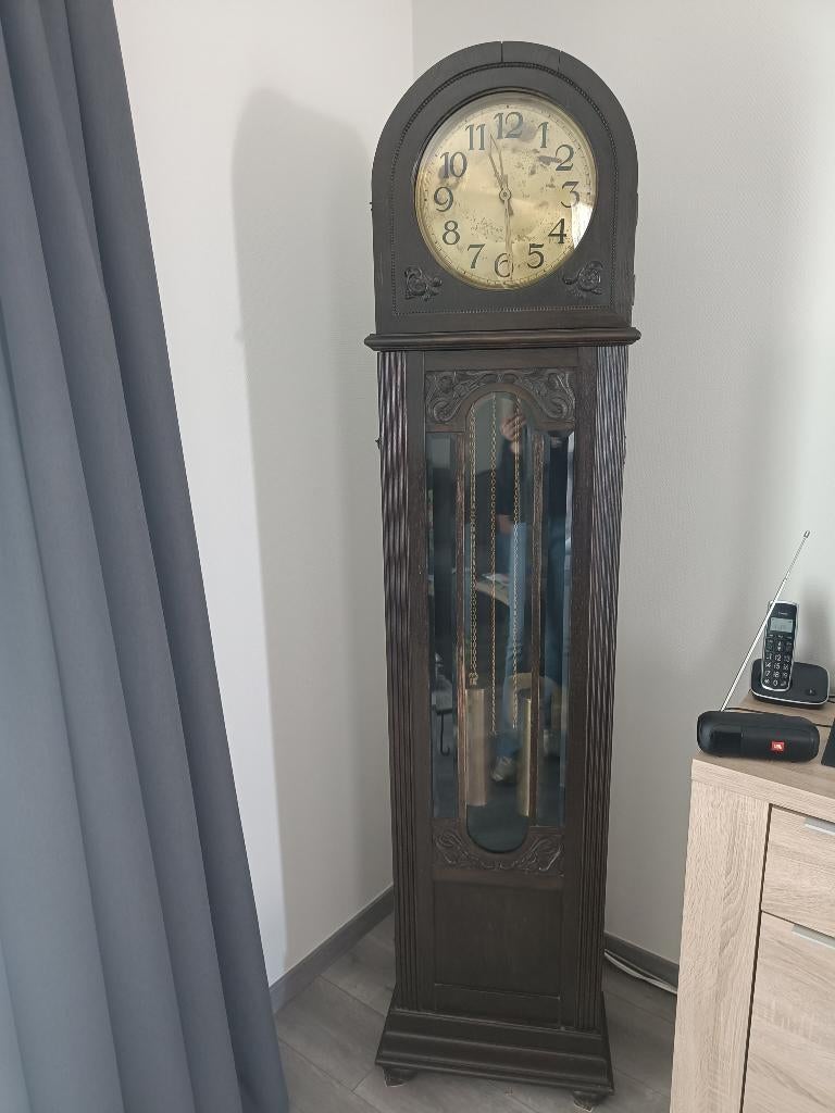 Antieke klok, Ophalen