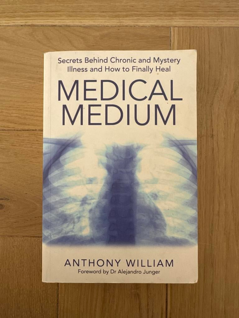 Medical Medium: Geheimen achter chronische ziekten, Ophalen of Verzenden, Gelezen, Gezondheid en Conditie