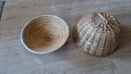 manden, 2 stuks, Huis en Inrichting, Woonaccessoires | Schalen en Manden, Ophalen, Zo goed als nieuw, Rond, Riet