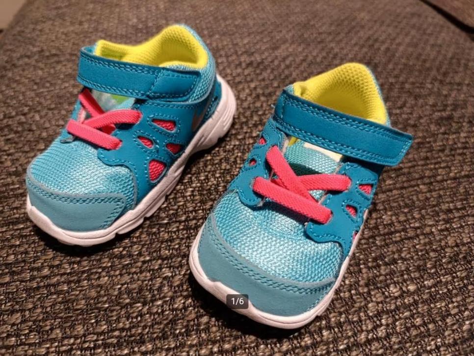 Nike revolution 2 kinderschoenen maat 19,5 (10cm) nieuw, Jongen of Meisje, Schoenen, Nieuw, Ophalen of Verzenden