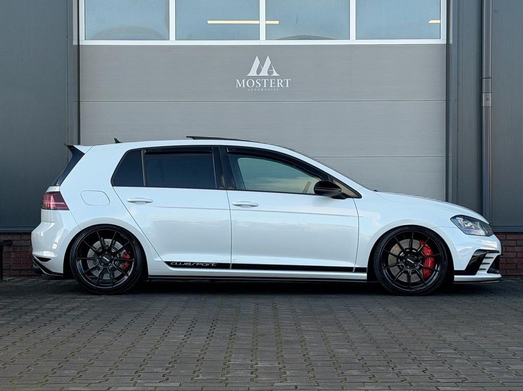 Volkswagen Golf 2.0 TSI/375pk GTI Clubsport|Pano|Kuipstoelen, Gebruikt, 4 cilinders, Wit, 14 km/l
