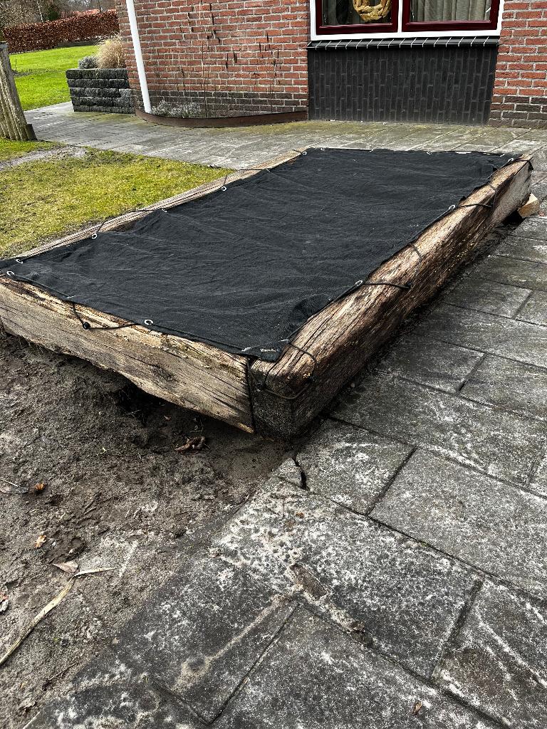 Eikenhouten zandbak met afdek net, Ophalen, Gebruikt