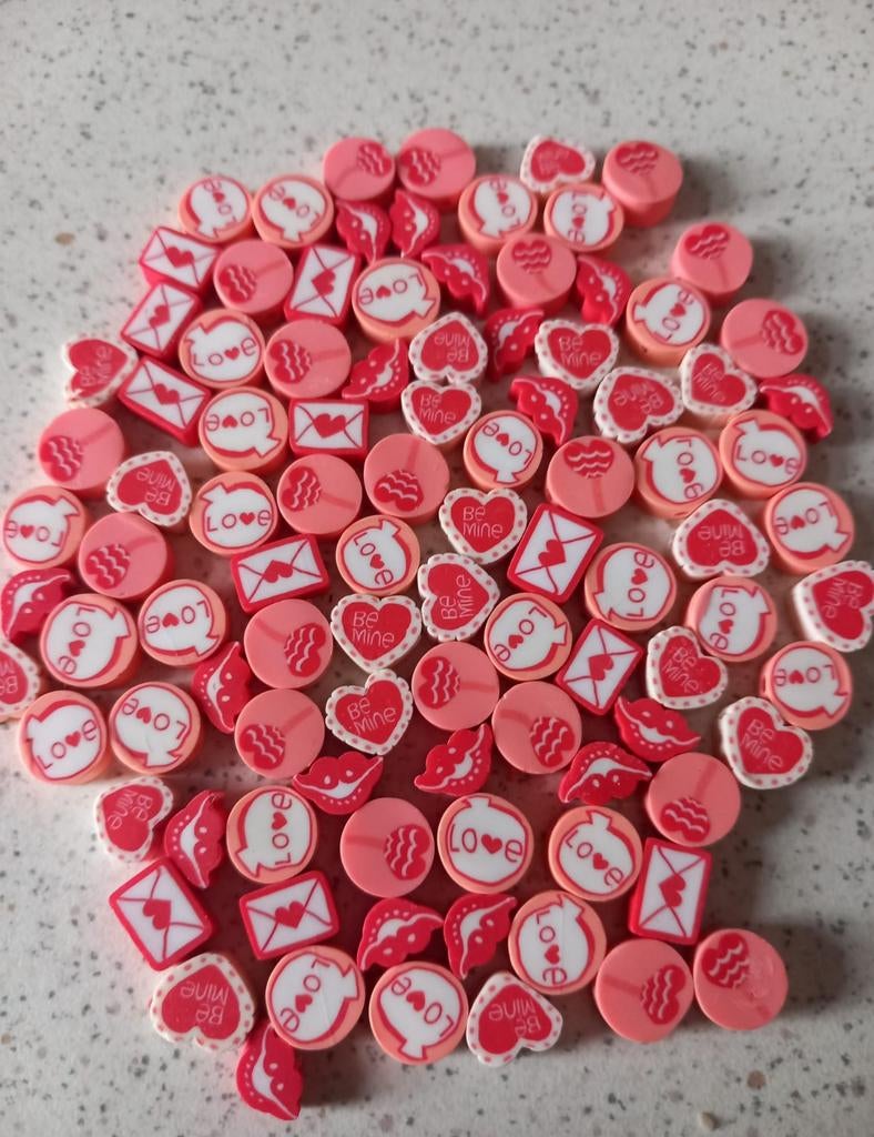 Love mix (2) polymeer kralen, Hobby en Vrije tijd, Kralen en Sieraden maken, Ophalen of Verzenden, Nieuw, Kraal