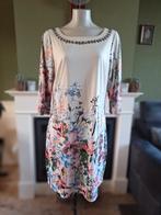 K-design crème jurk mooie halslijn bloemen mt XL, K-design, Verzenden, Wit, Maat 46/48 (XL) of groter