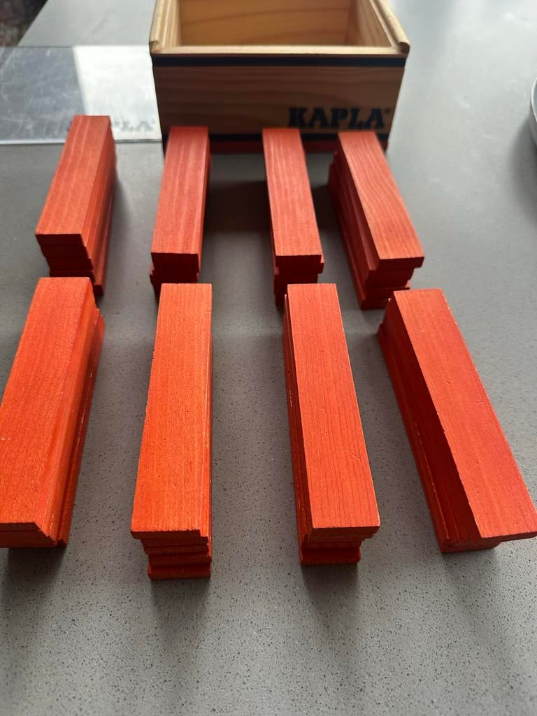 Kapla Oranje  40 stuks – Zo goed als nieuw, Kinderen en Baby's, Speelgoed | Bouwstenen, Ophalen of Verzenden, Zo goed als nieuw